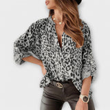 Iara - Blusa moderna estampada leopardo