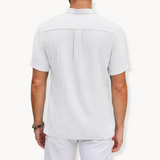 Camisa Henley - Placket Curto com Botões