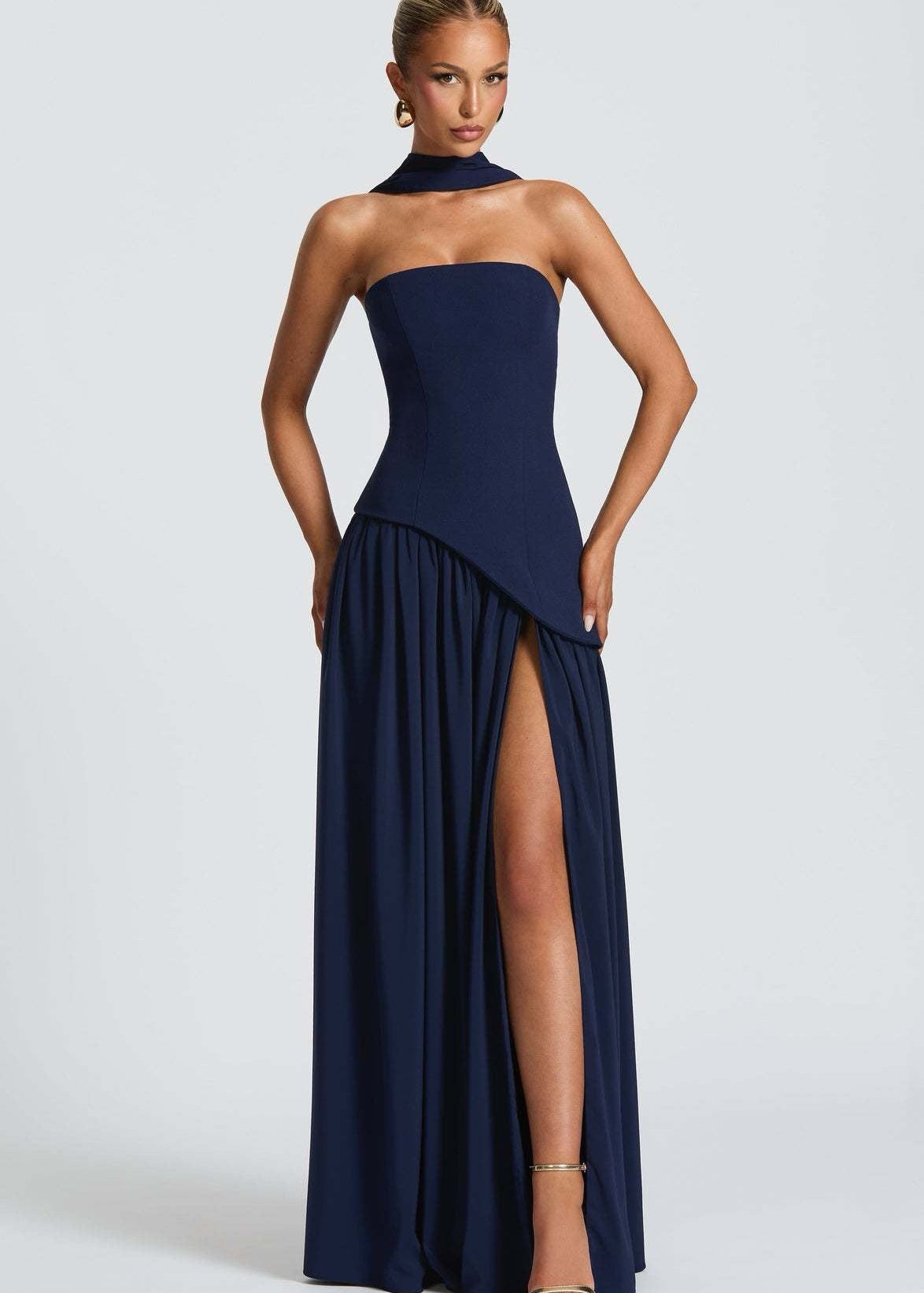 Beatriz - Vestido Longo Sofisticado