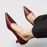 Zamira | Elegantes Saltos