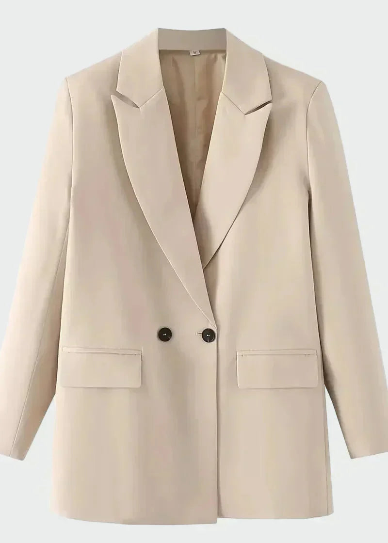 Casaco Oversized com Linha Moderna