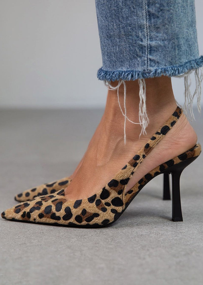 Liorina - Escarpins cáqui com estampado