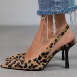 Liorina - Escarpins cáqui com estampado