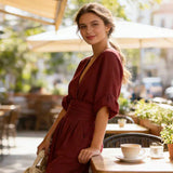 Daniela - Macacão elegante com decote em V